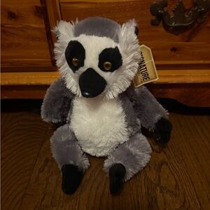 “TAG IS BENT”Gray and White Lemur Plush Toy